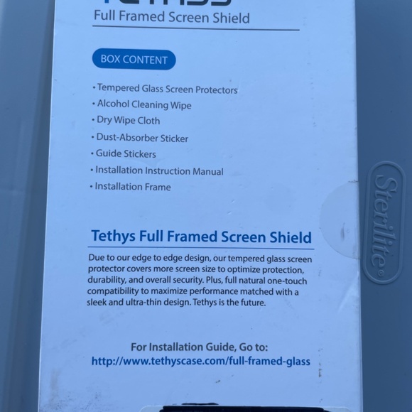 Glass screen protector for IPhone 13 Pro Max - Picture 2 of 2